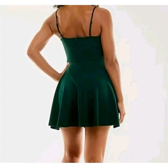 B. Smart Junior Spaghetti Strap Fit and Flare Dress Kelly Green NWT Siz3 13 Belt - Picture 2 of 11